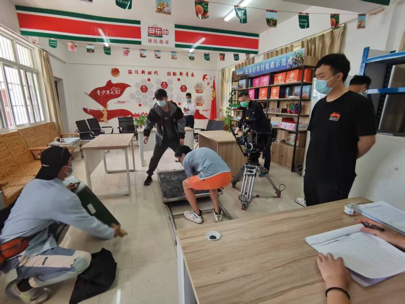 郧县广告片拍摄公司：极简主义践行者，少即是多的视觉哲学